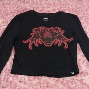 SWIXXZ Graphic Long Sleeve Cropped Tee